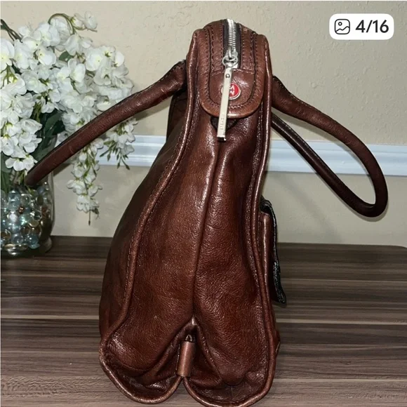 MICHELLE Brown Leather Tote Bag - Picture 4 of 16